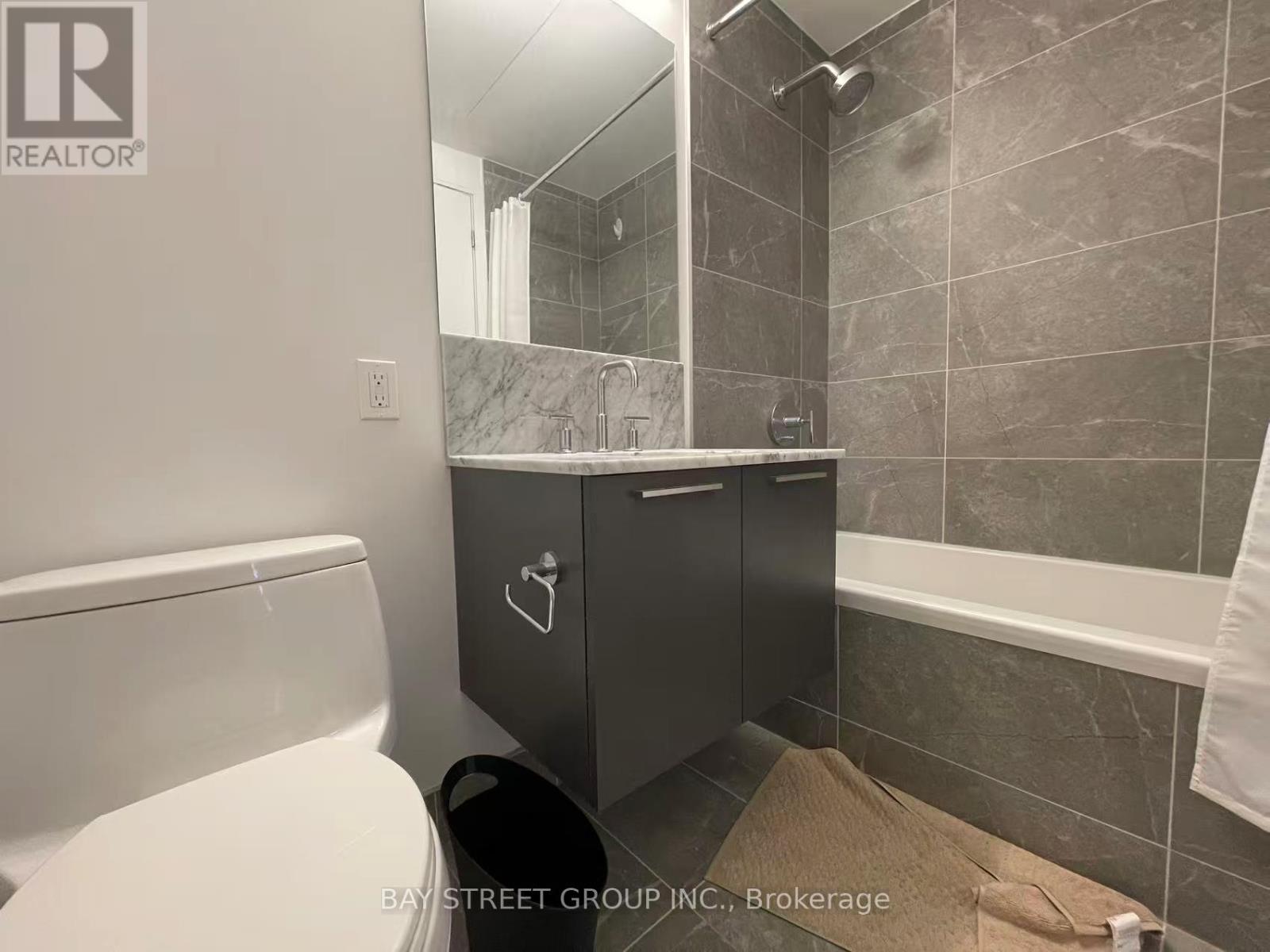 1710 - 3 Gloucester Street W, Toronto, Ontario  M4Y 1L8 - Photo 13 - C12814896