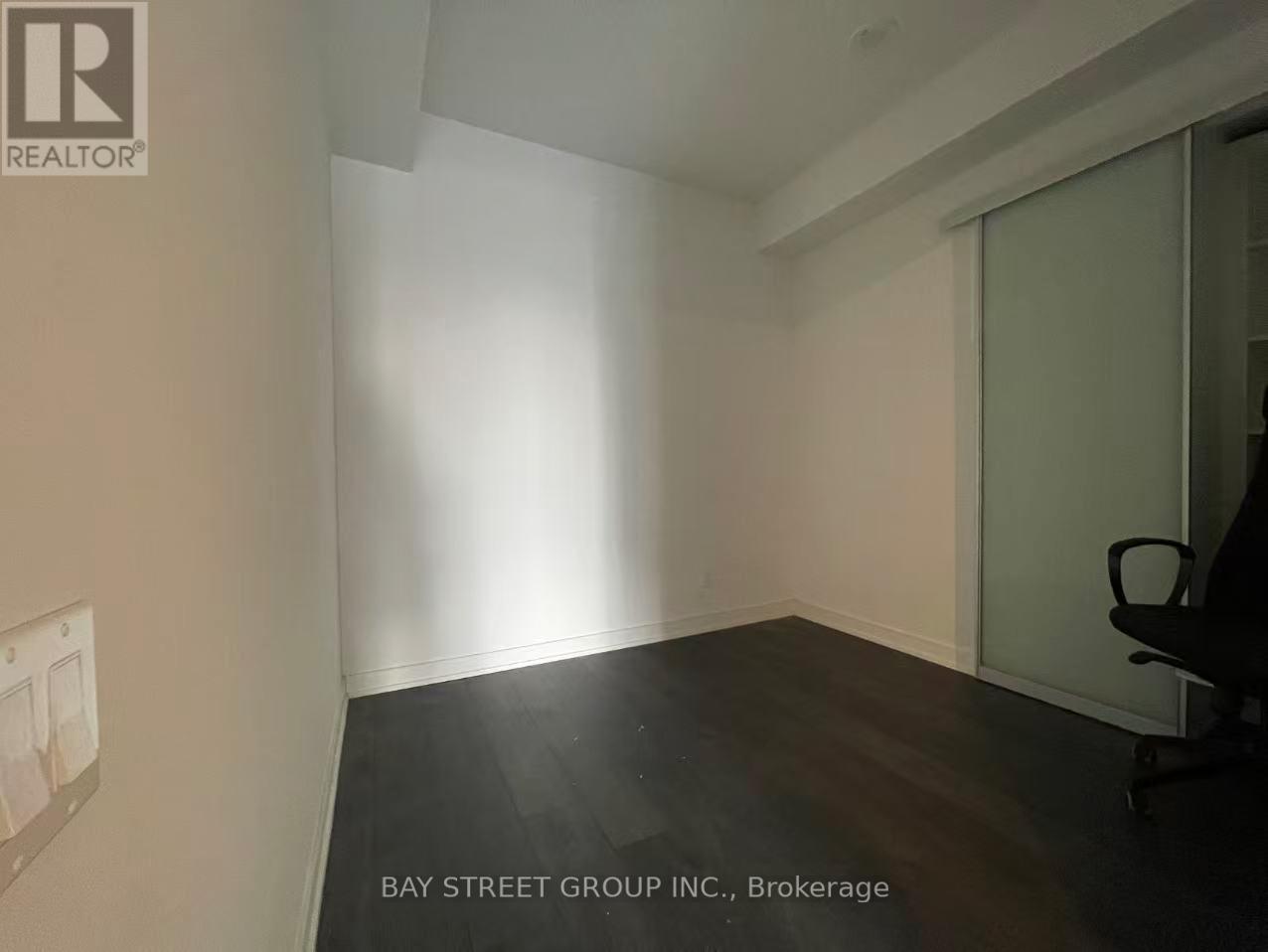 1710 - 3 Gloucester Street W, Toronto, Ontario  M4Y 1L8 - Photo 6 - C12814896