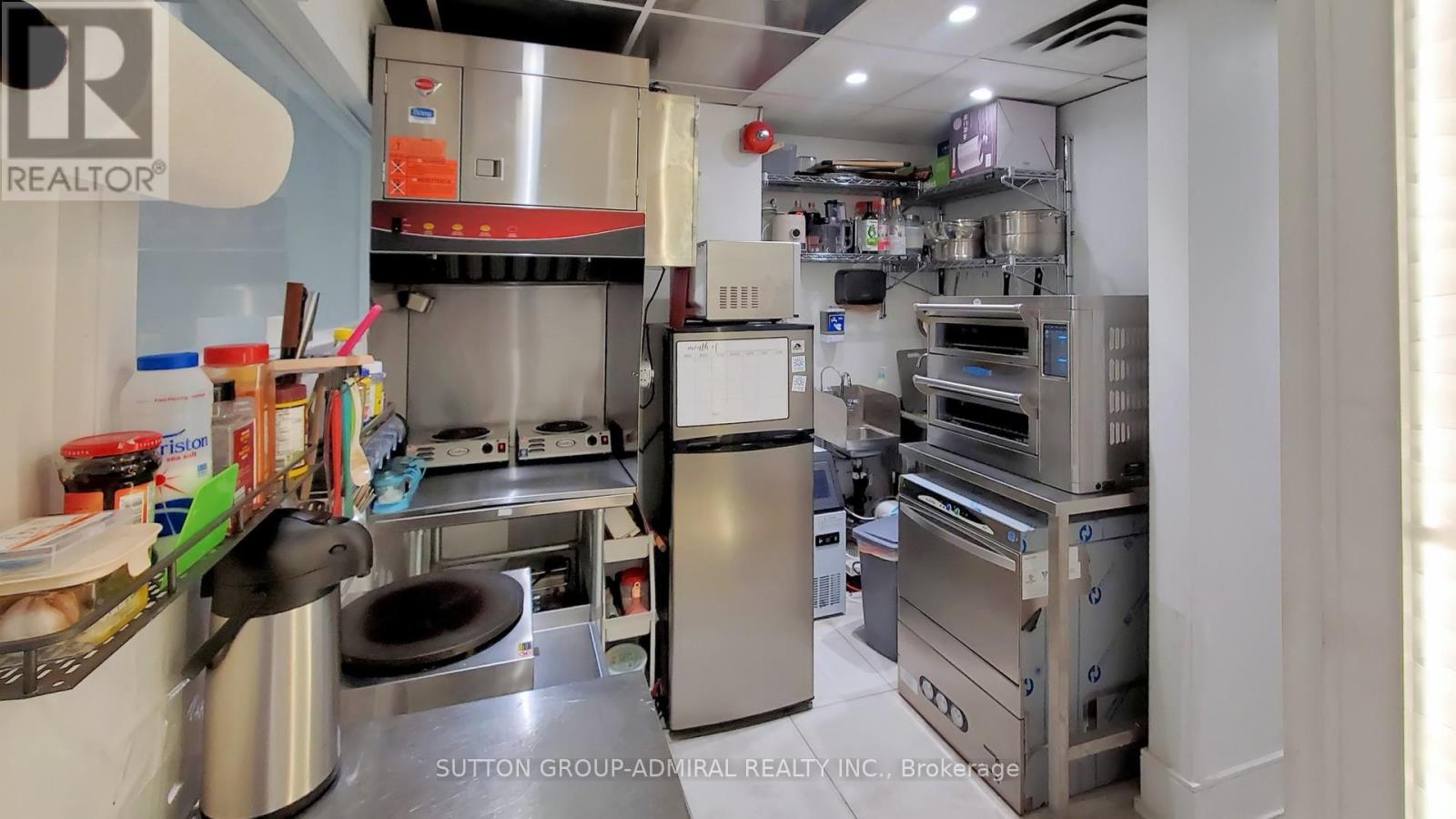 27-28 - 909 Yonge Street, Toronto, Ontario  M4W 2H2 - Photo 16 - C12814902