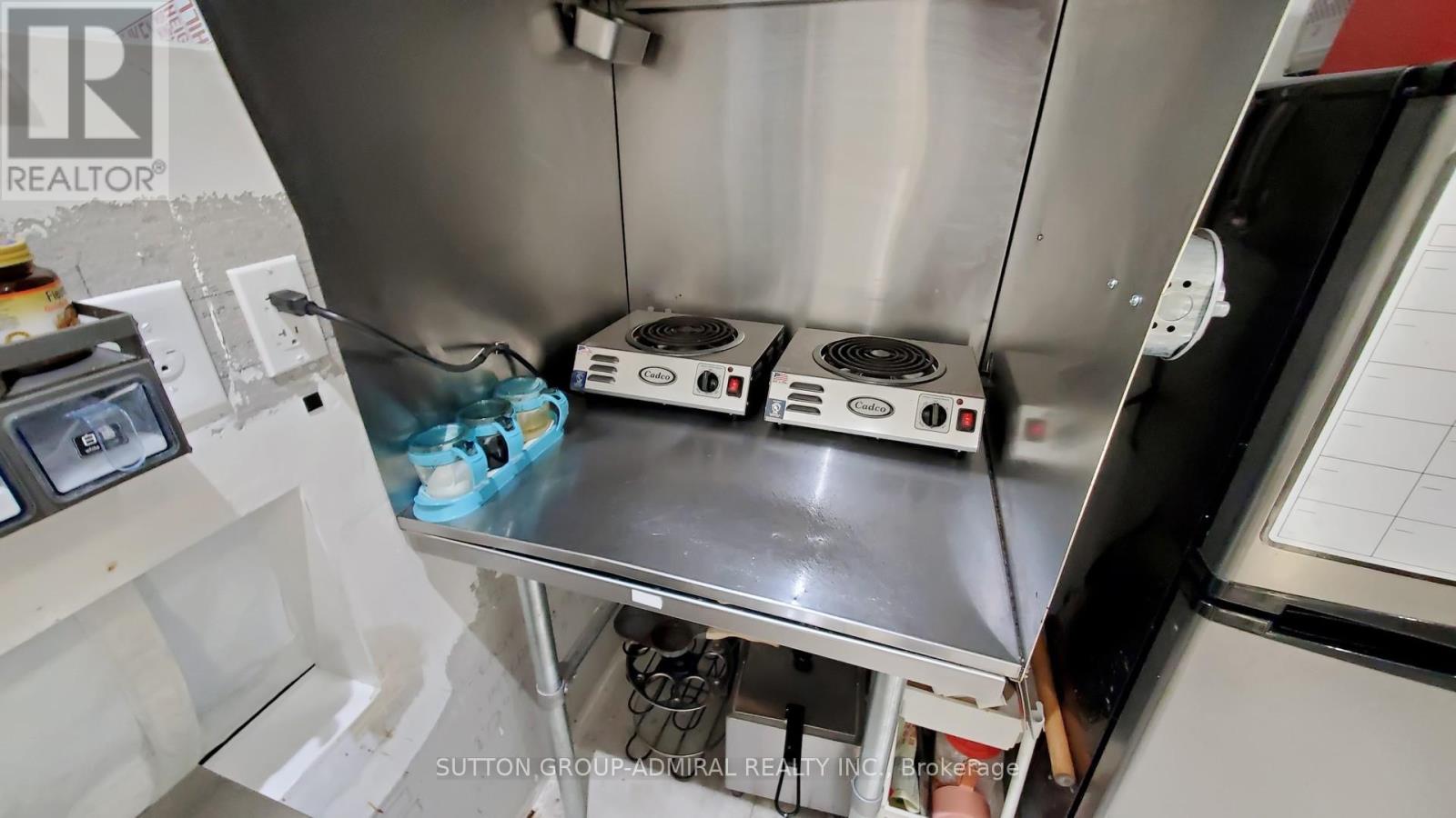 27-28 - 909 Yonge Street, Toronto, Ontario  M4W 2H2 - Photo 20 - C12814902