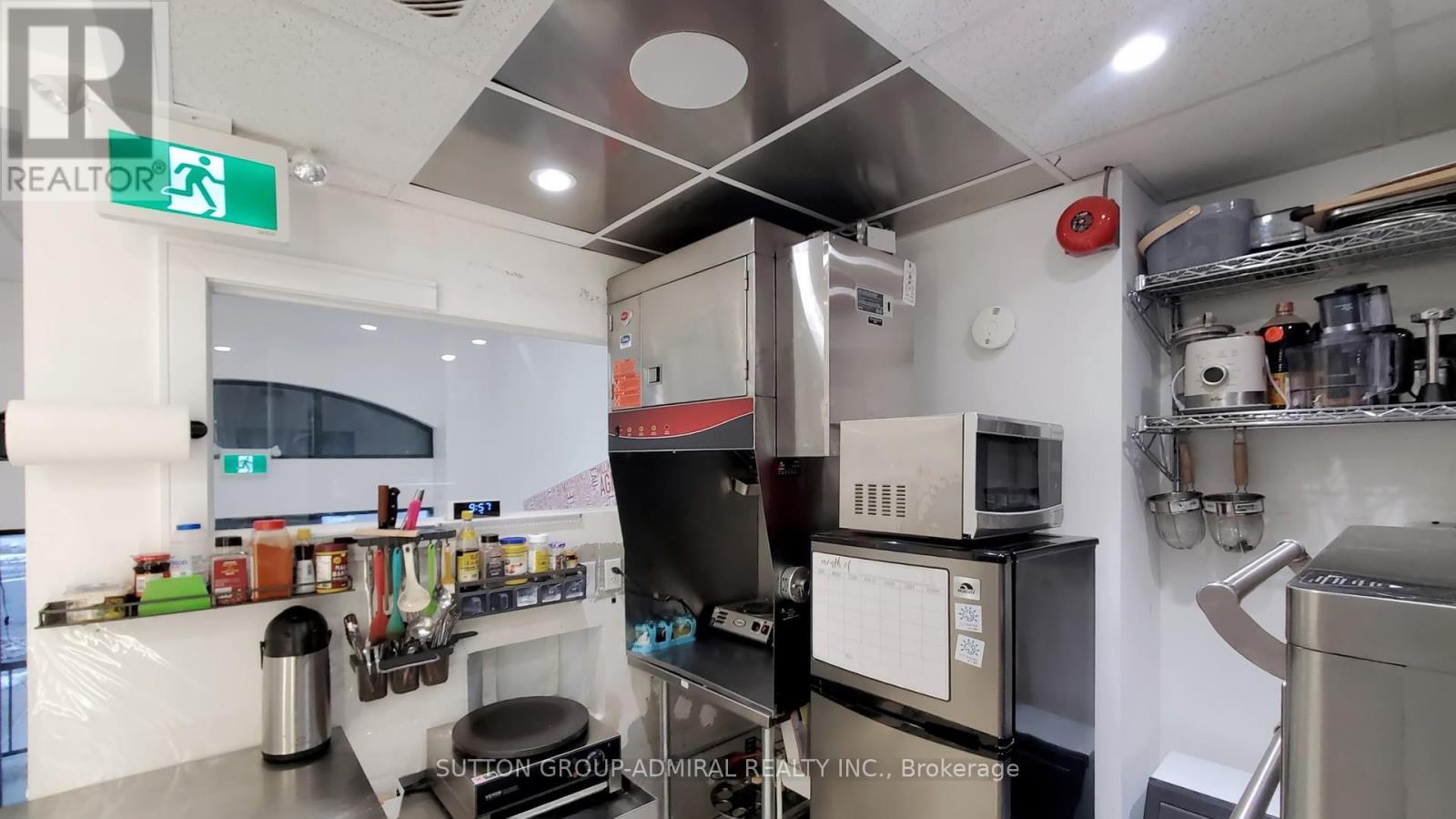 27-28 - 909 Yonge Street, Toronto, Ontario  M4W 2H2 - Photo 21 - C12814902