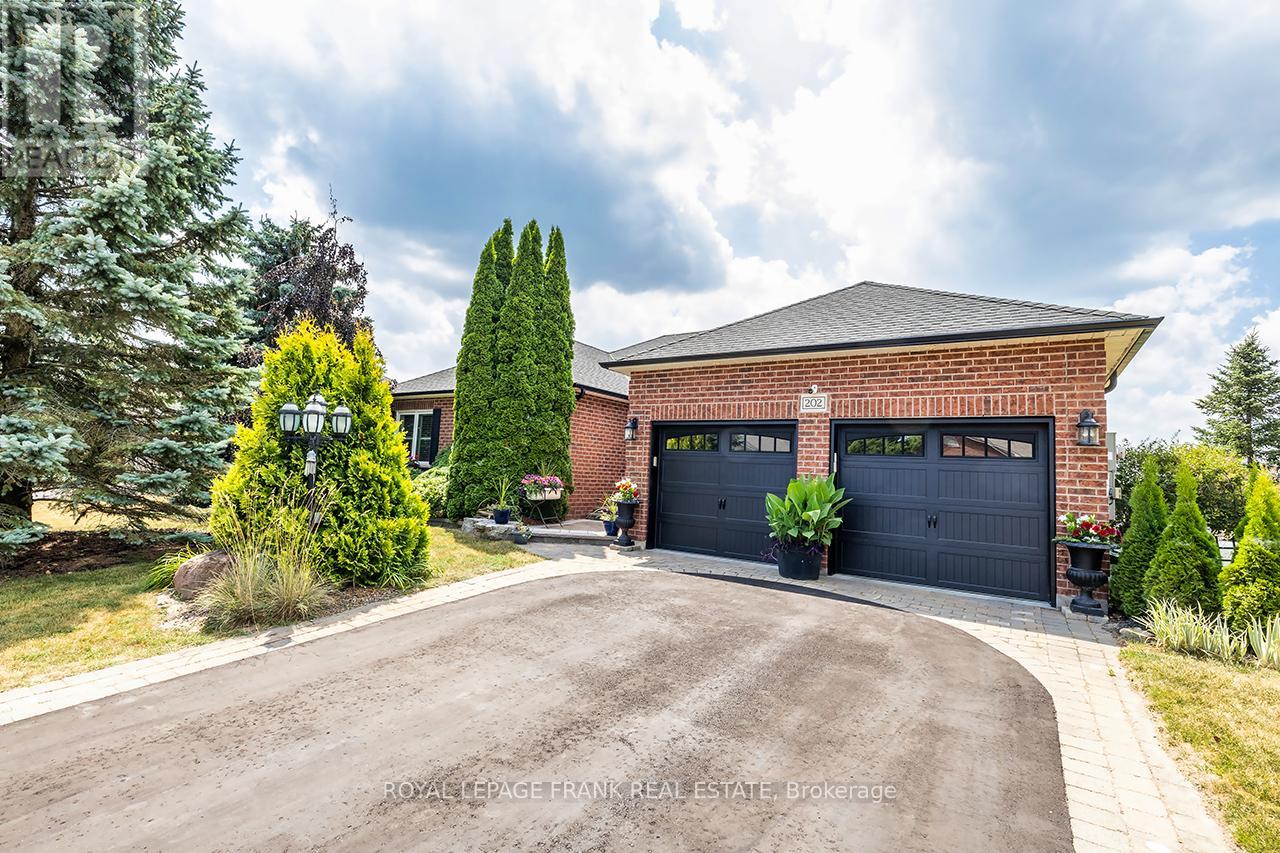 202 Southcrest Drive, Kawartha Lakes, Ontario  L0C 1G0 - Photo 44 - X12814508
