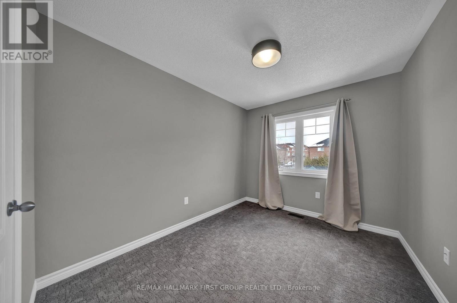 10 Ken Bromley Lane, Clarington, Ontario  L1C 0S4 - Photo 16 - E12814812