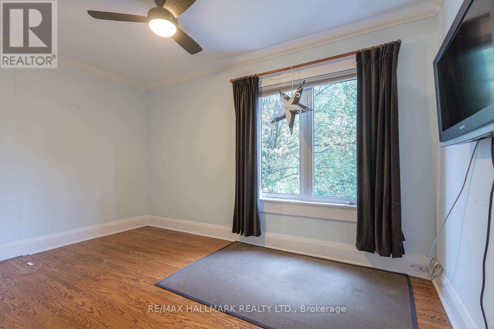 70 Lawlor Avenue, Toronto, Ontario  M4E 3L7 - Photo 16 - E12814814