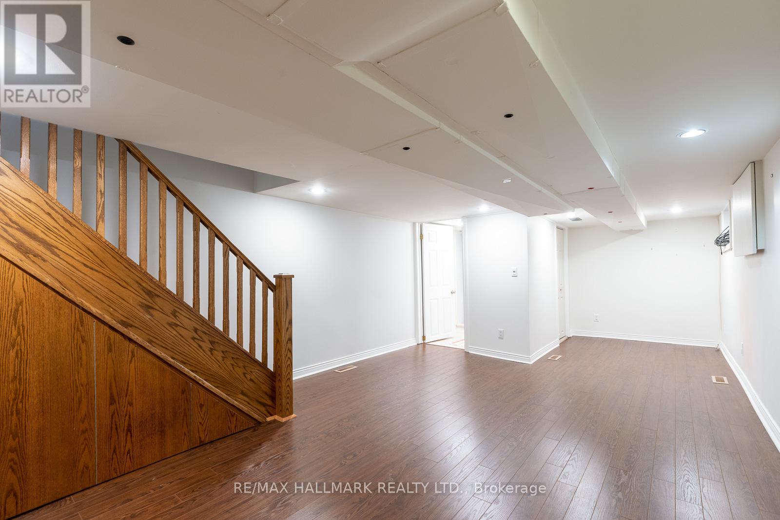 70 Lawlor Avenue, Toronto, Ontario  M4E 3L7 - Photo 27 - E12814814