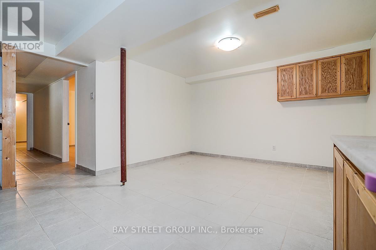 203 Roxanne Crescent, Toronto, Ontario  M1V 4G4 - Photo 35 - E12814910