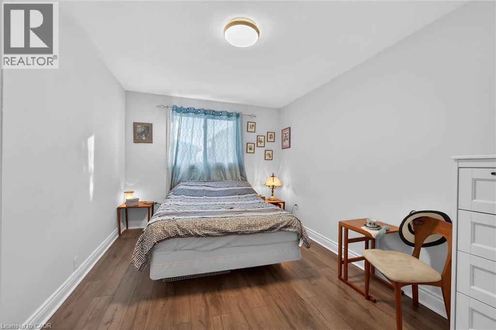 327 Eaglewood Drive, Hamilton, Ontario  L8W 1Z2 - Photo 21 - 40807089