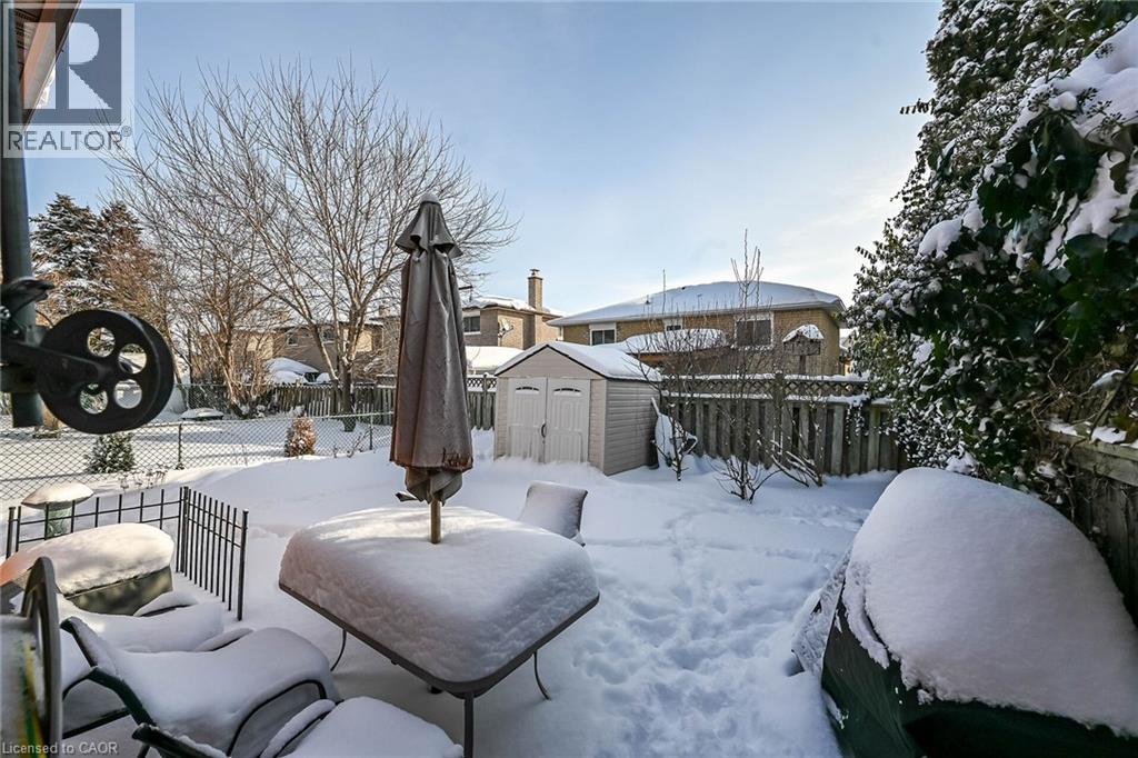 327 Eaglewood Drive, Hamilton, Ontario  L8W 1Z2 - Photo 43 - 40807089