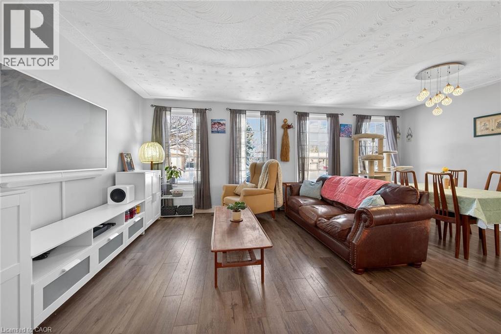 327 Eaglewood Drive, Hamilton, Ontario  L8W 1Z2 - Photo 6 - 40807089