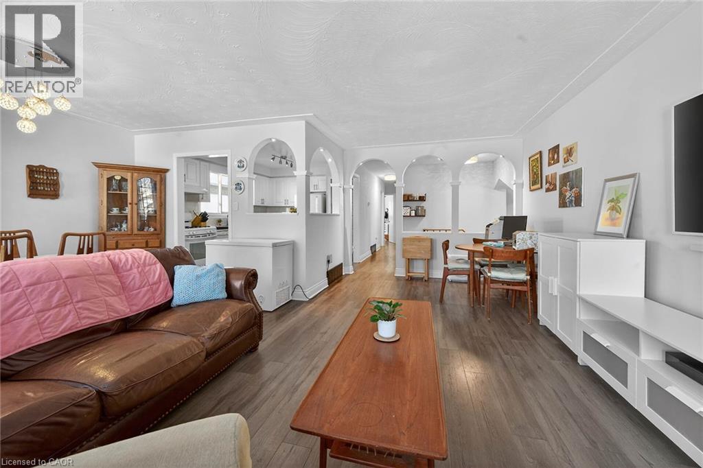 327 Eaglewood Drive, Hamilton, Ontario  L8W 1Z2 - Photo 8 - 40807089