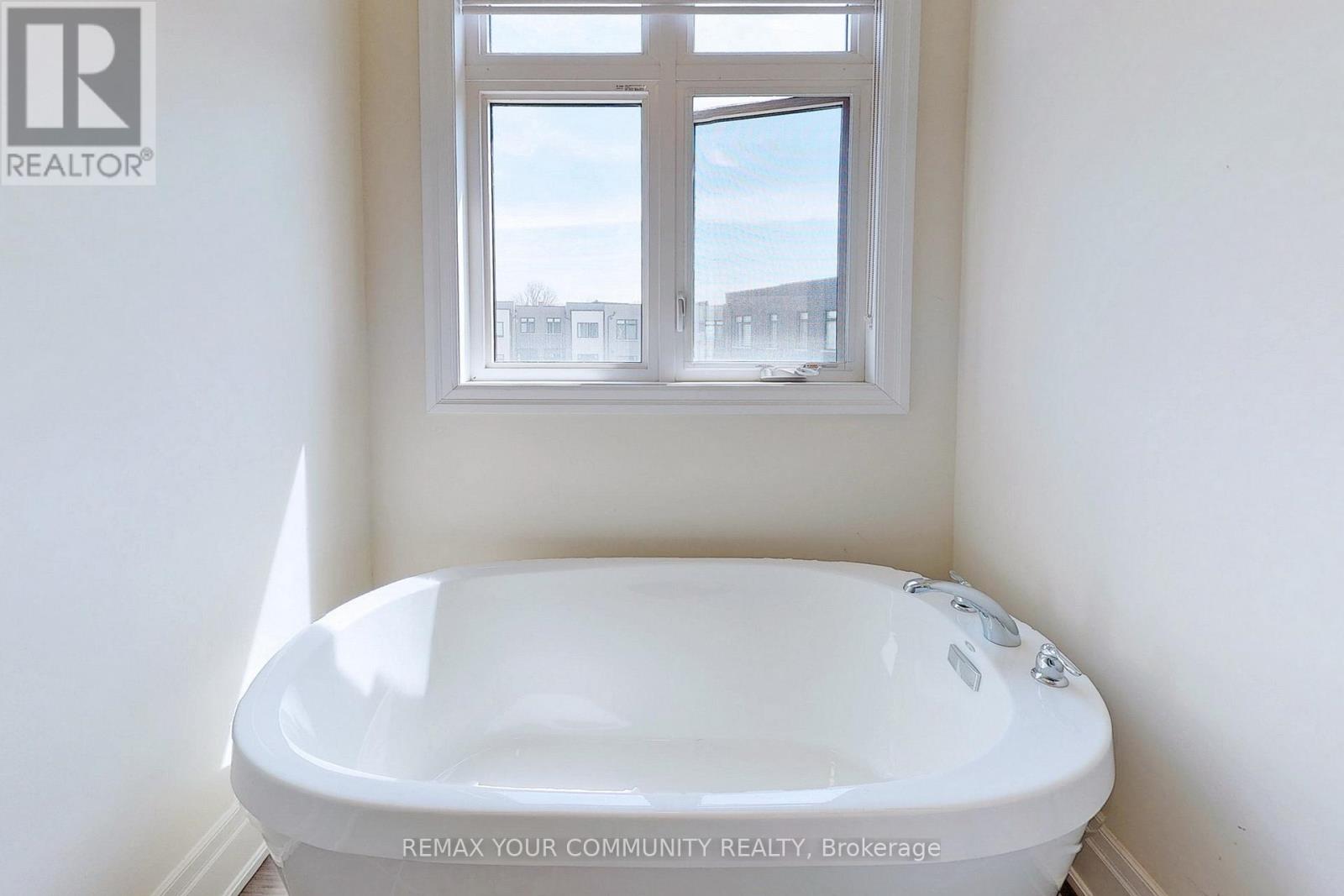 251 Thomas Cook Avenue, Vaughan, Ontario  L6A 5A1 - Photo 17 - N12814828