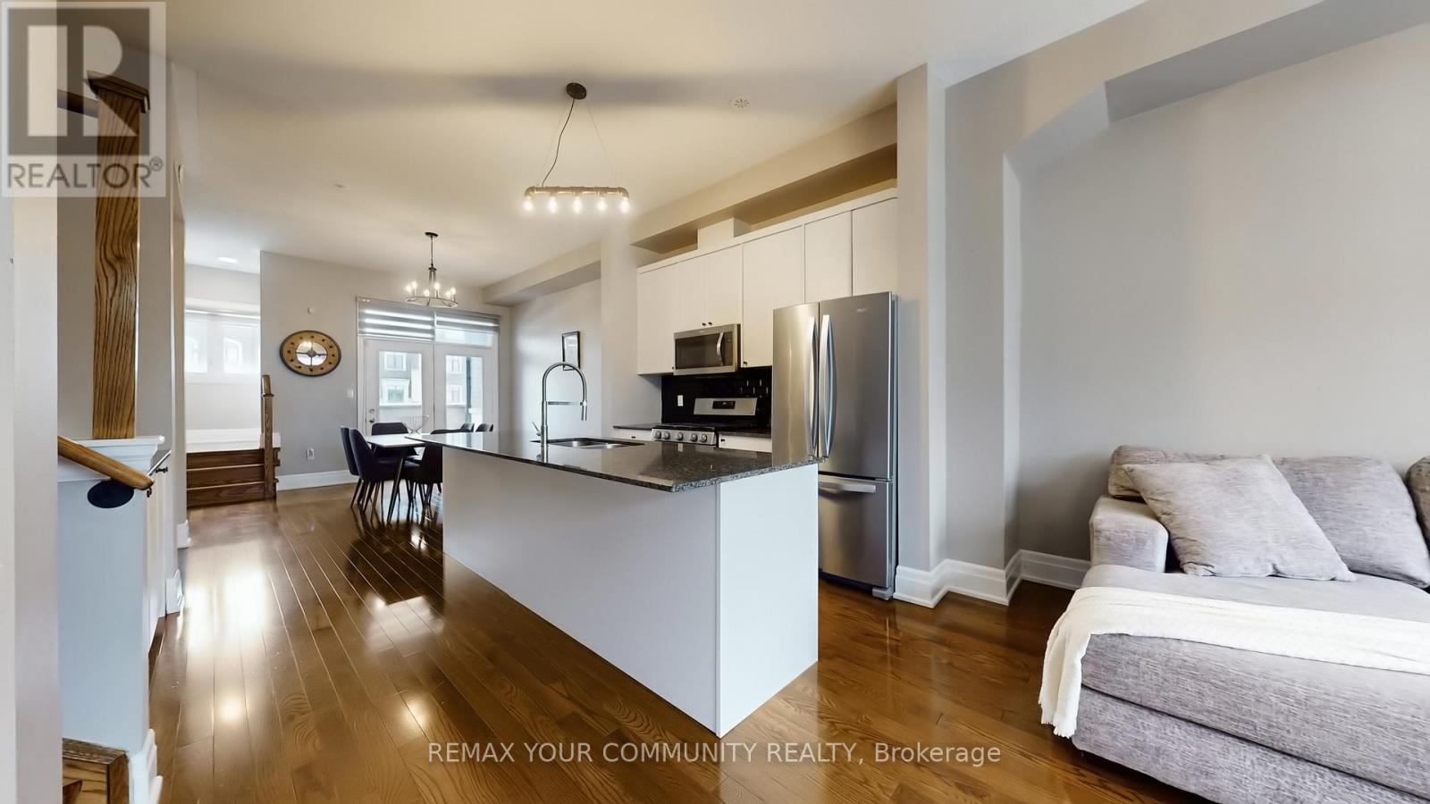 251 Thomas Cook Avenue, Vaughan, Ontario  L6A 5A1 - Photo 8 - N12814828