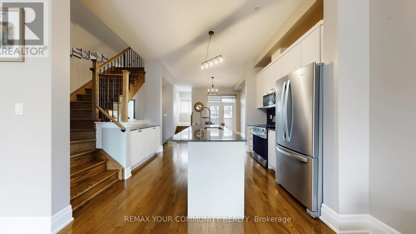 251 Thomas Cook Avenue, Vaughan, Ontario  L6A 5A1 - Photo 9 - N12814828