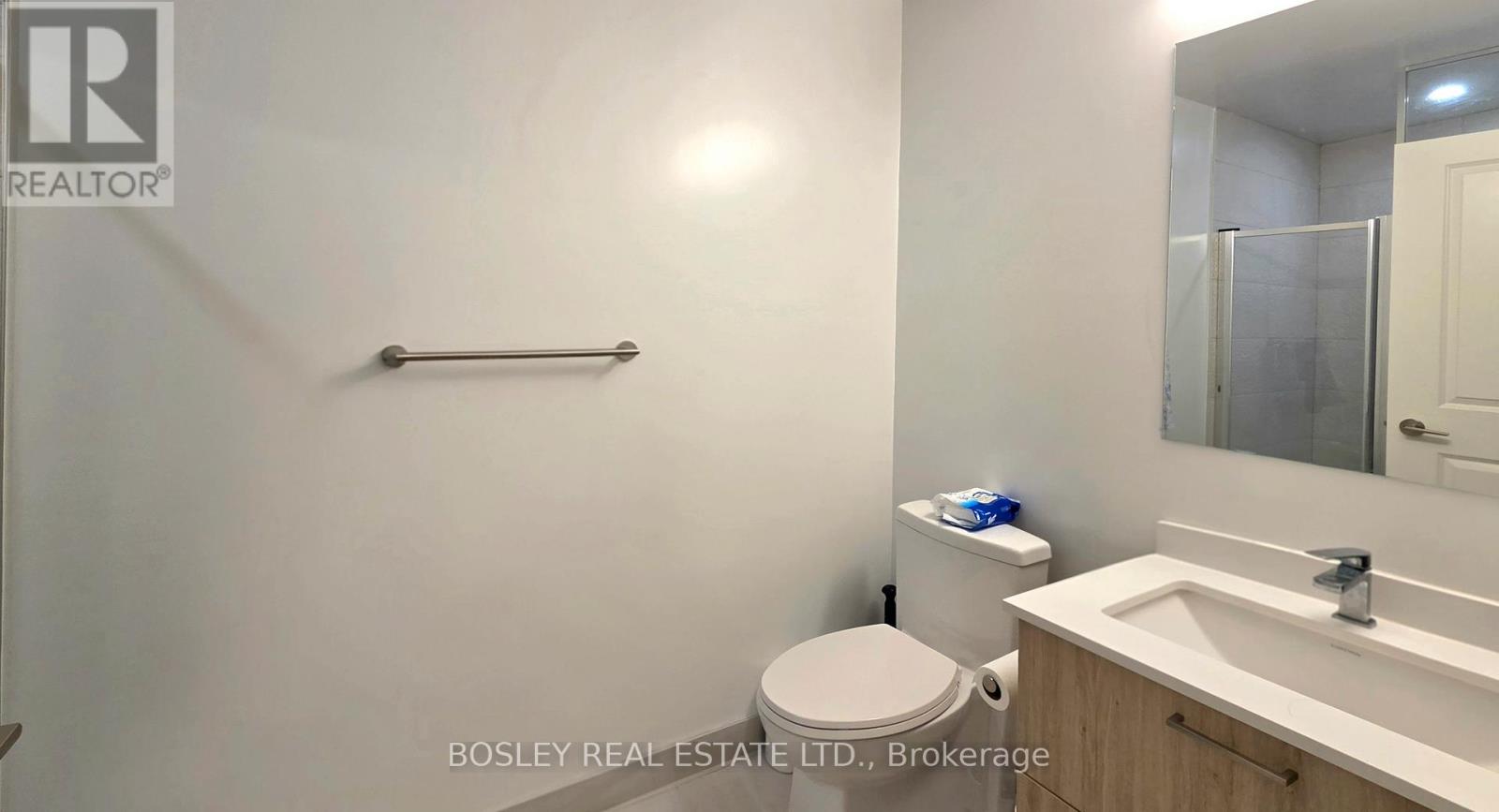 305 - 30 Upper Mall Way, Vaughan, Ontario  L4J 0L7 - Photo 8 - N12814890