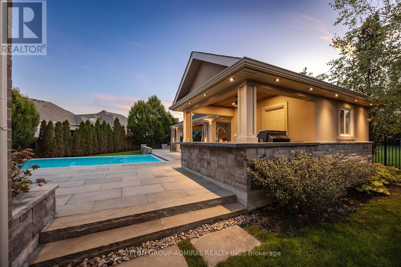 22 James Bowman Court, King, Ontario  L7B 0A2 - Photo 35 - N12814894