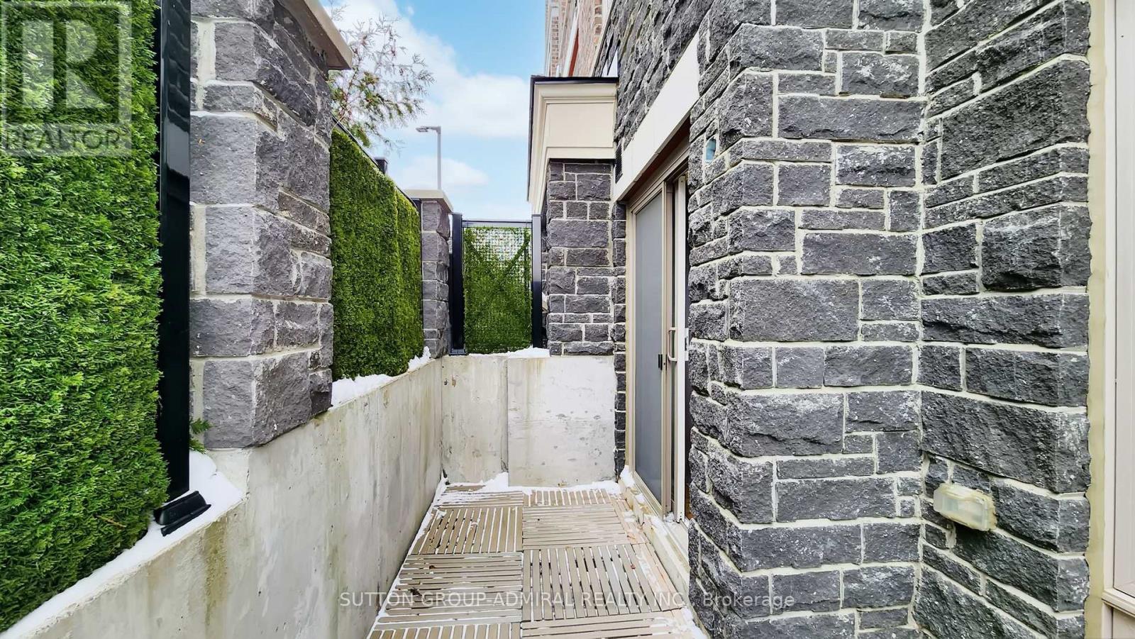 2527 - 30 Westmeath Lane, Markham, Ontario  L6B 1N5 - Photo 31 - N12814900