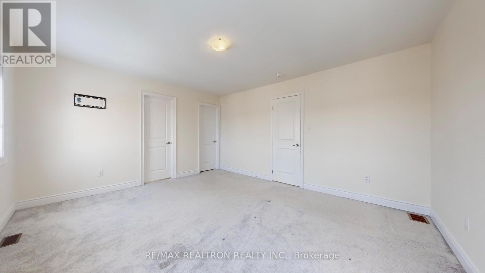 46 Mac Campbell Way, Bradford West Gwillimbury, Ontario  L3Z 4M7 - Photo 20 - N12814934