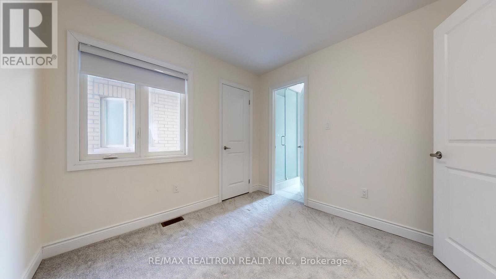 46 Mac Campbell Way, Bradford West Gwillimbury, Ontario  L3Z 4M7 - Photo 25 - N12814934