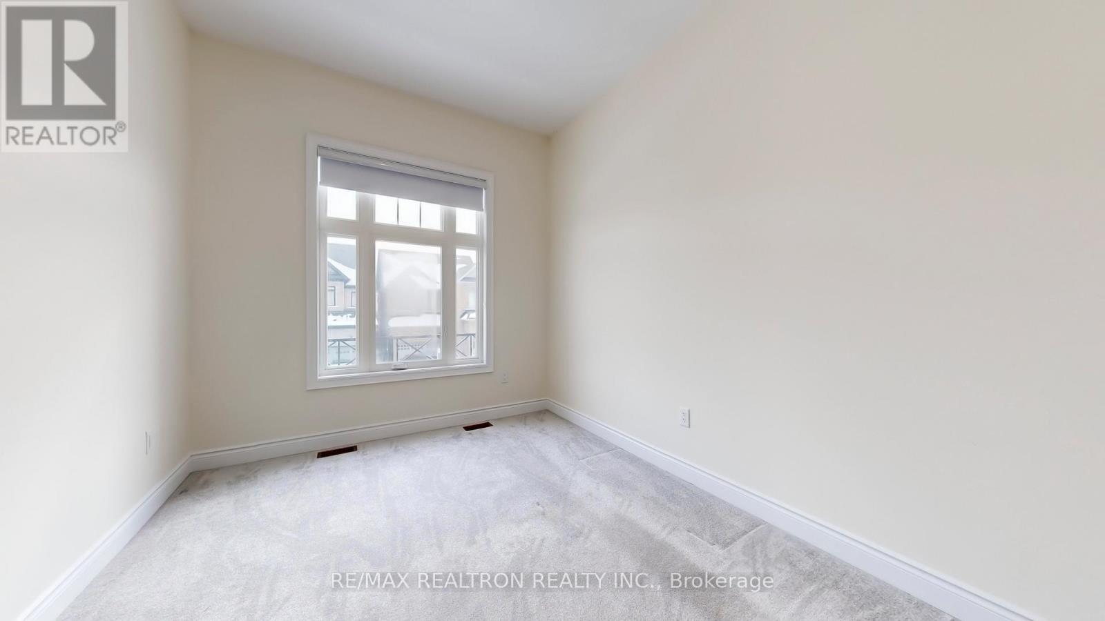 46 Mac Campbell Way, Bradford West Gwillimbury, Ontario  L3Z 4M7 - Photo 32 - N12814934