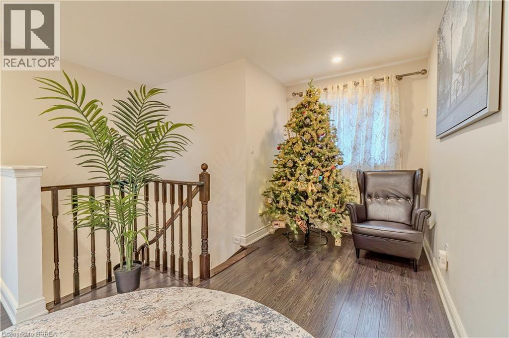 241 Thomas Avenue, Brantford, Ontario  N3S 0E1 - Photo 18 - 40794255