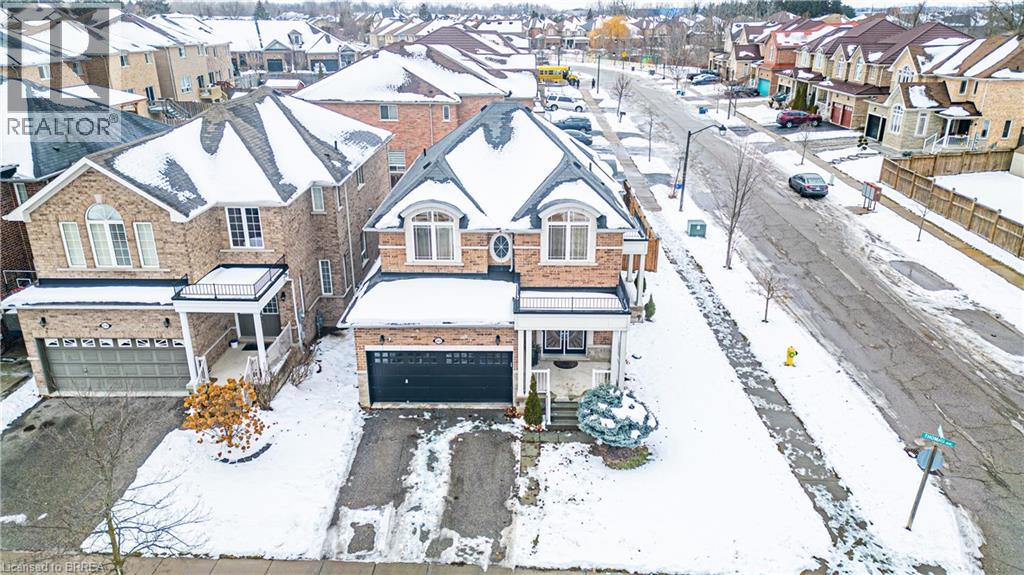 241 Thomas Avenue, Brantford, Ontario  N3S 0E1 - Photo 3 - 40794255