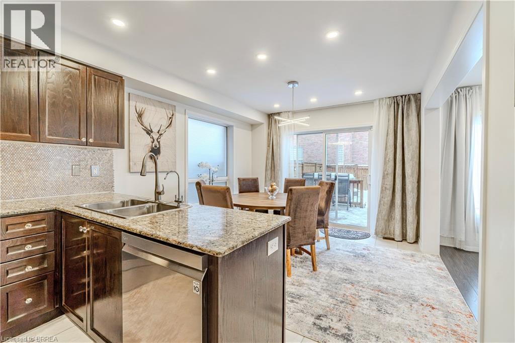 241 Thomas Avenue, Brantford, Ontario  N3S 0E1 - Photo 11 - 40794255