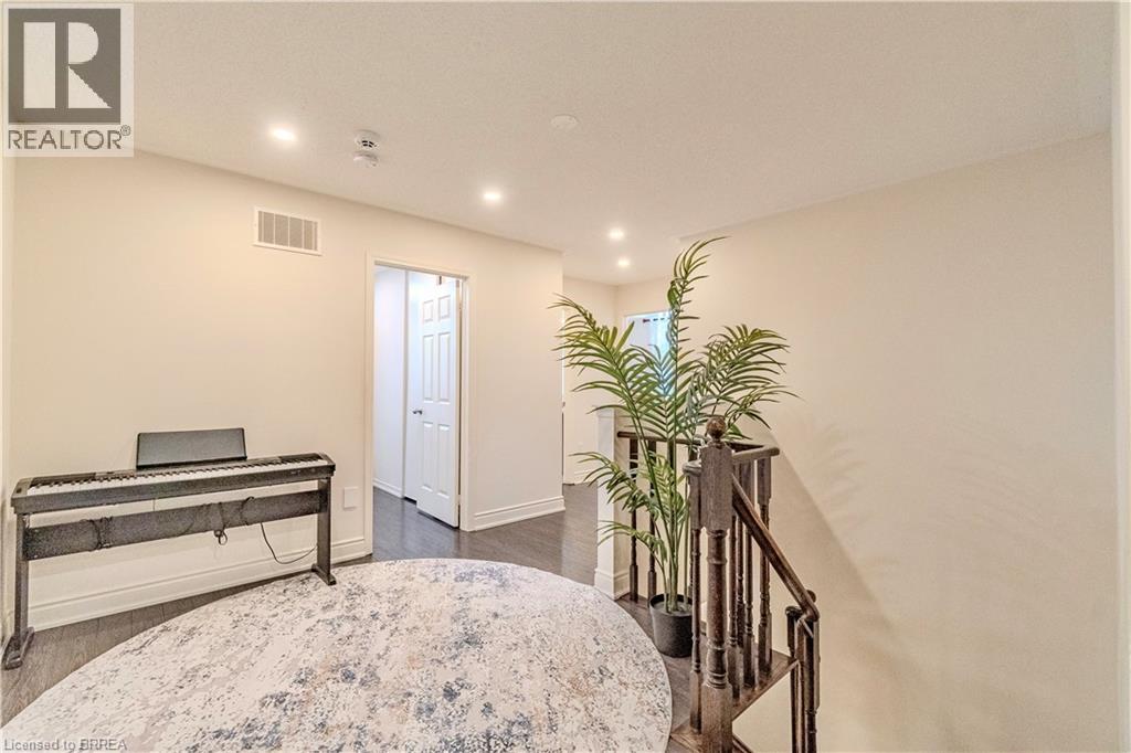 241 Thomas Avenue, Brantford, Ontario  N3S 0E1 - Photo 30 - 40794255