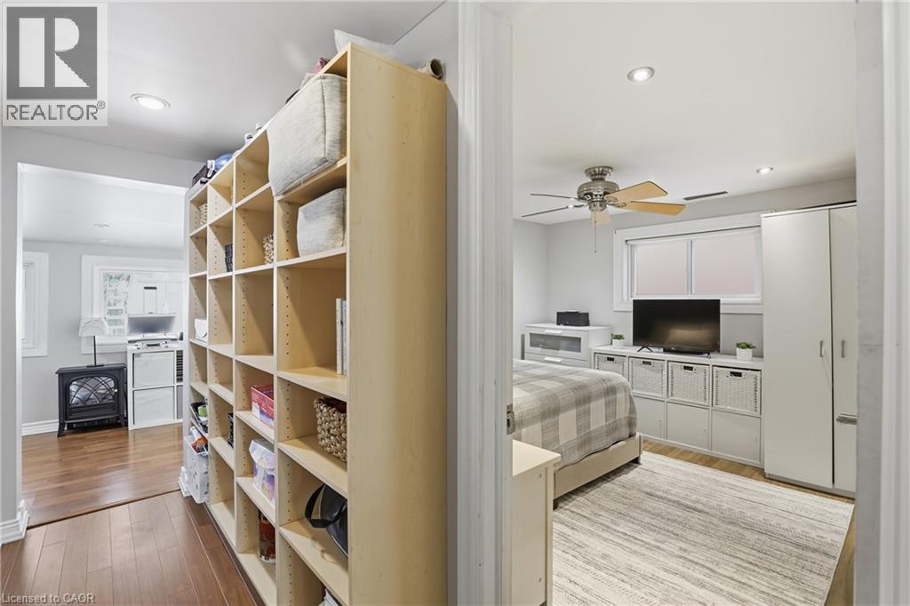 25 Delena Avenue N, Hamilton, Ontario  L8H 6B5 - Photo 22 - 40801394
