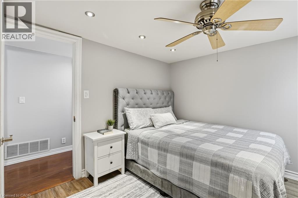 25 Delena Avenue N, Hamilton, Ontario  L8H 6B5 - Photo 24 - 40801394