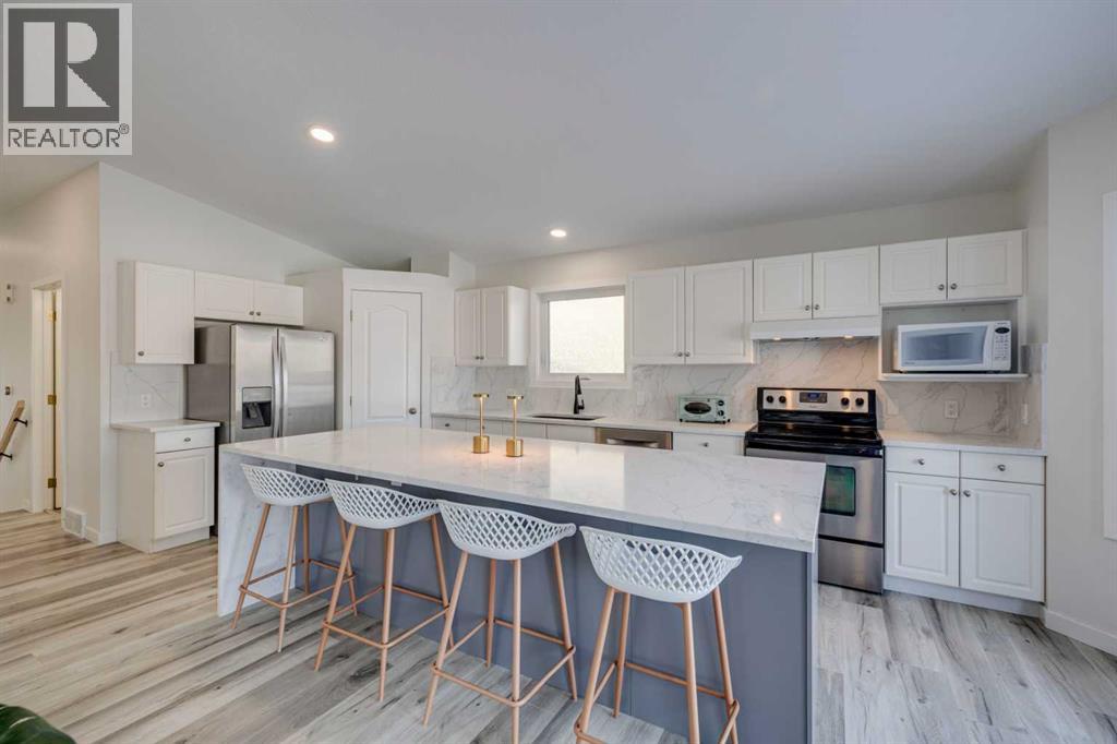 10 Somerside Manor Sw, Calgary, Alberta  T2Y 3G5 - Photo 19 - A2287395