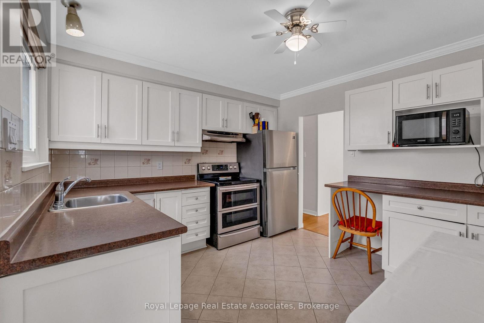 56 Brookland Drive, Brampton, Ontario  L6T 2M5 - Photo 16 - W12814884