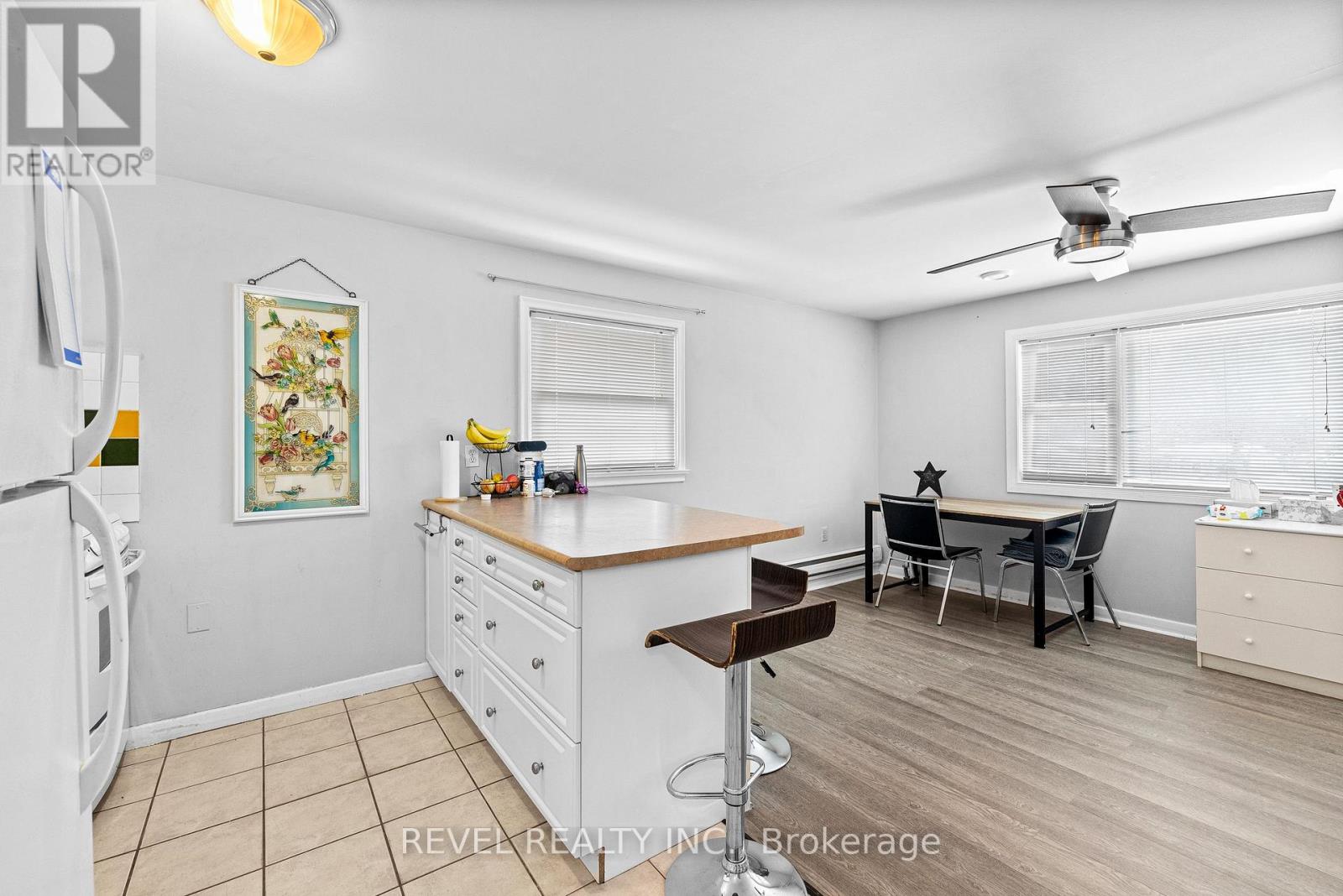 58 & 60 Queen Street S, Mississauga, Ontario  L5M 1K4 - Photo 10 - W12814888