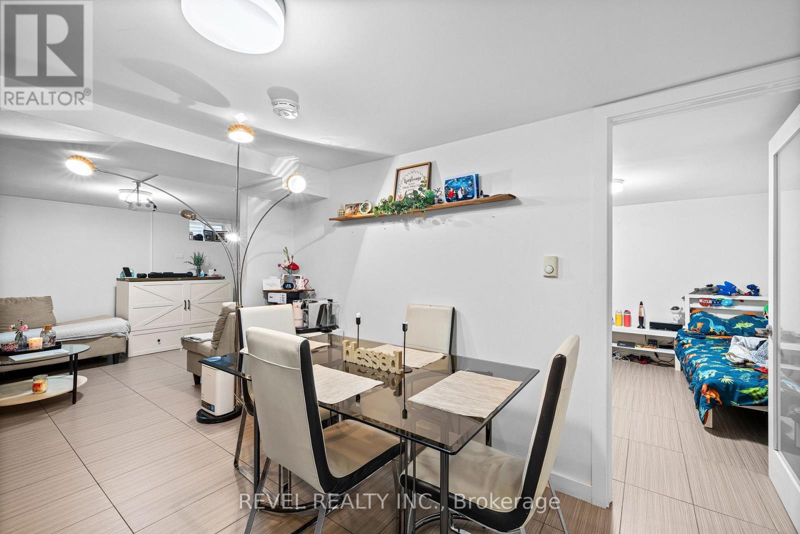 58 & 60 Queen Street S, Mississauga, Ontario  L5M 1K4 - Photo 6 - W12814888