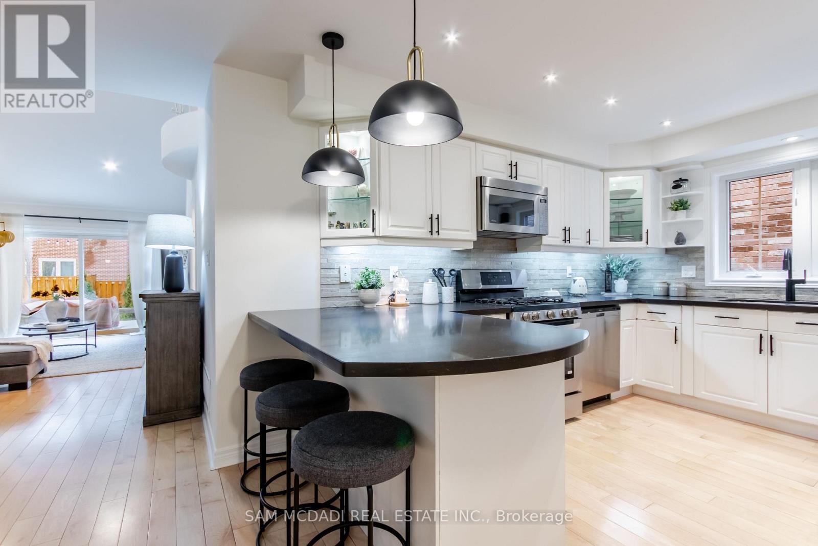 46 - 223 Rebecca Street, Oakville, Ontario  L6K 3Y2 - Photo 13 - W12814892