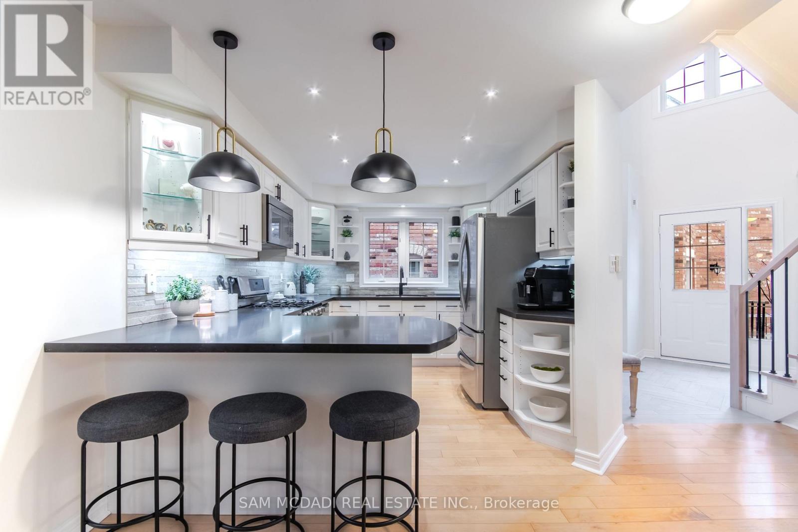 46 - 223 Rebecca Street, Oakville, Ontario  L6K 3Y2 - Photo 14 - W12814892