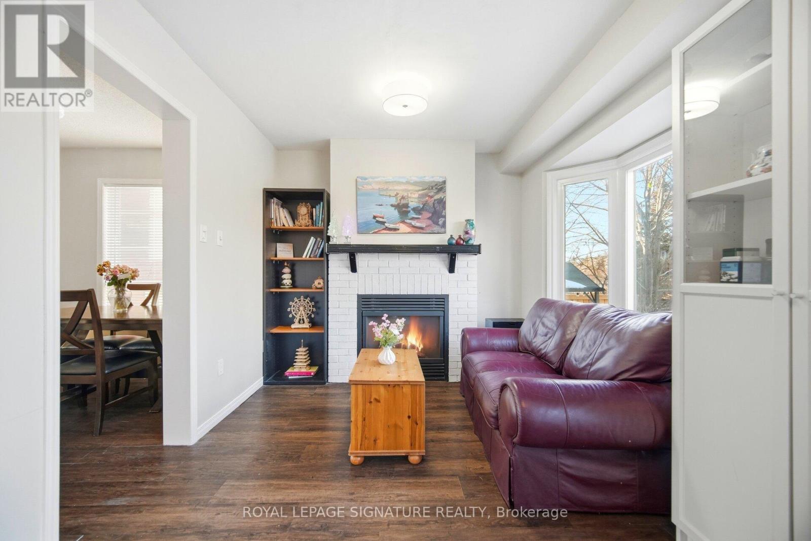 6945 Gracefield Drive, Mississauga, Ontario  L5N 6T9 - Photo 12 - W12814924