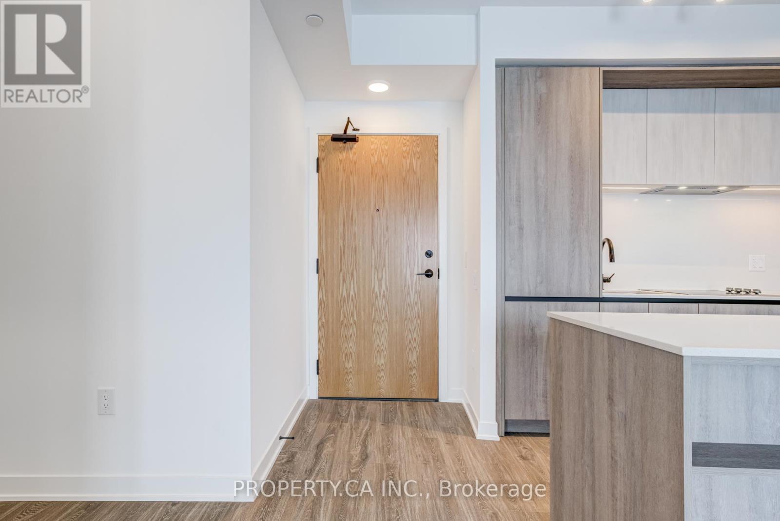 1508 - 2495 Eglinton Avenue W, Mississauga, Ontario  L5M 2V8 - Photo 4 - W12814942