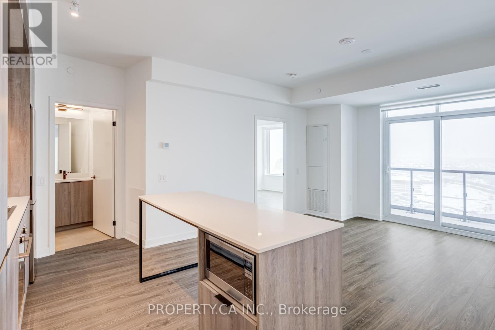 1508 - 2495 Eglinton Avenue W, Mississauga, Ontario  L5M 2V8 - Photo 6 - W12814942