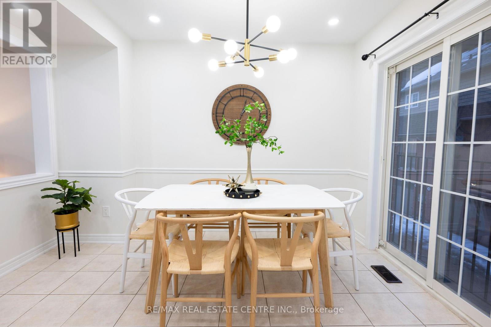 4 - 2360 Parkhaven Boulevard, Oakville, Ontario  L6H 7S6 - Photo 16 - W12814950