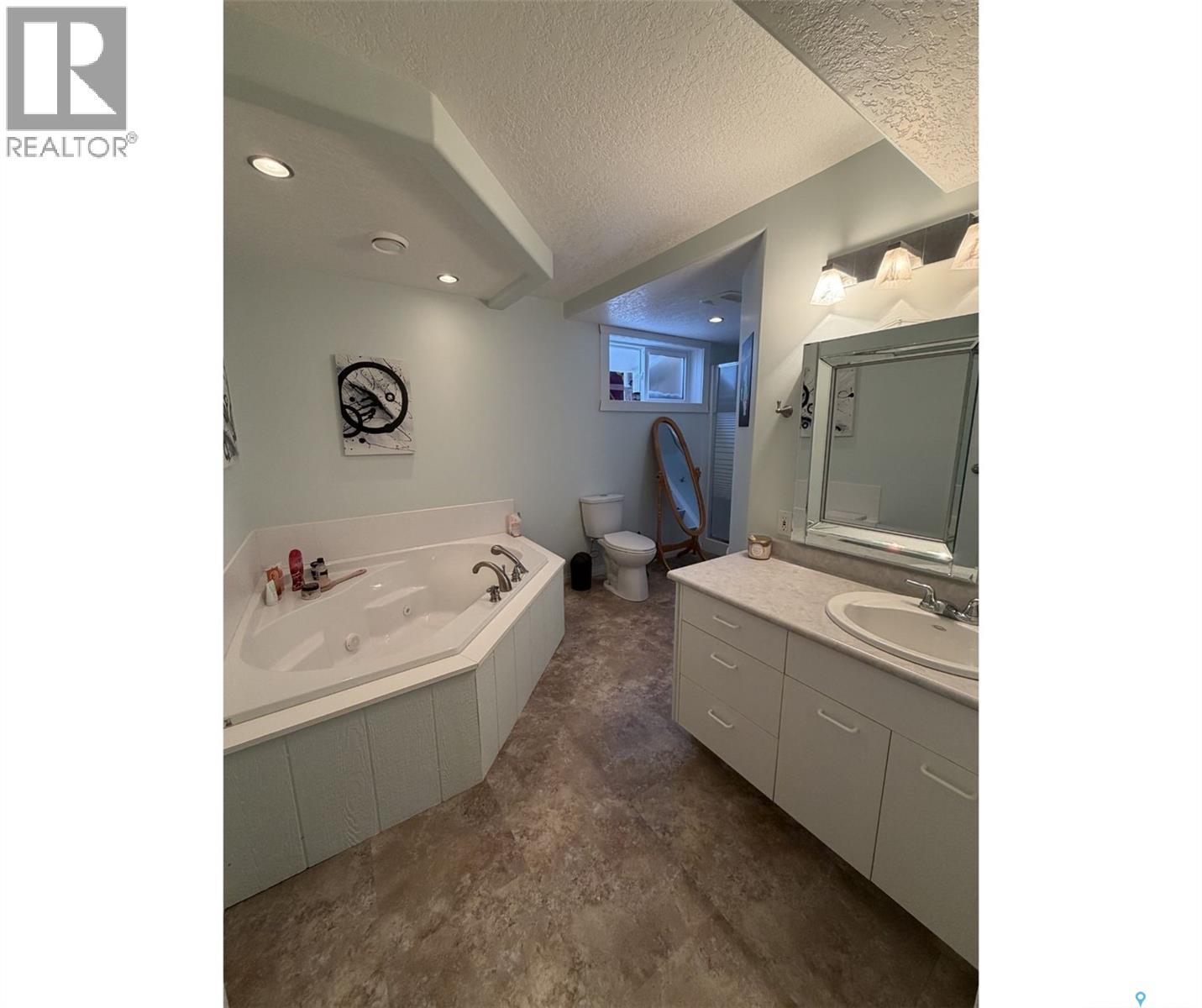 127 Hastings Street, La Ronge, Saskatchewan  S0J 1L0 - Photo 19 - SK029078