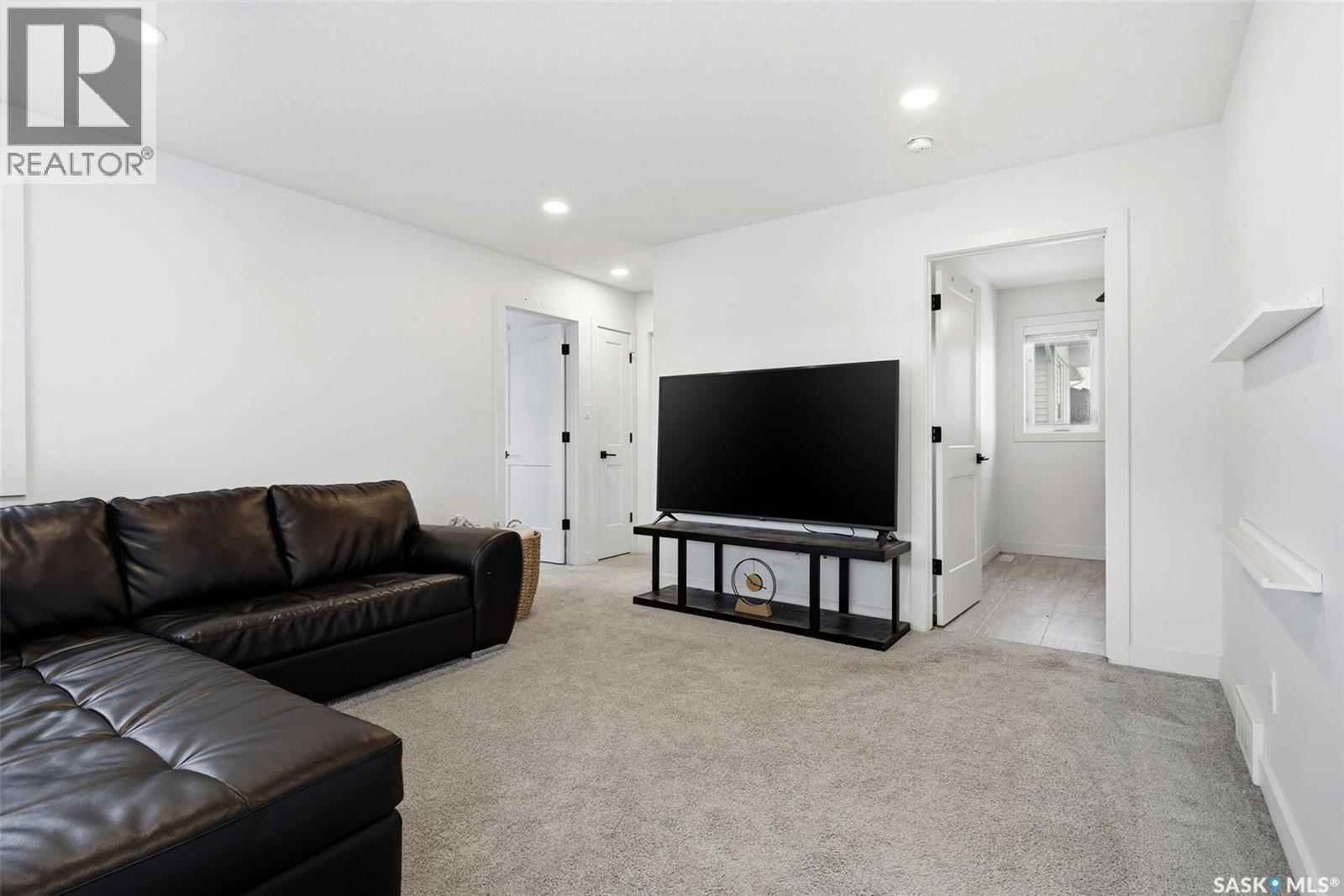 6 Butte Bay, Pilot Butte, Saskatchewan  S0G 3Z0 - Photo 21 - SK029077