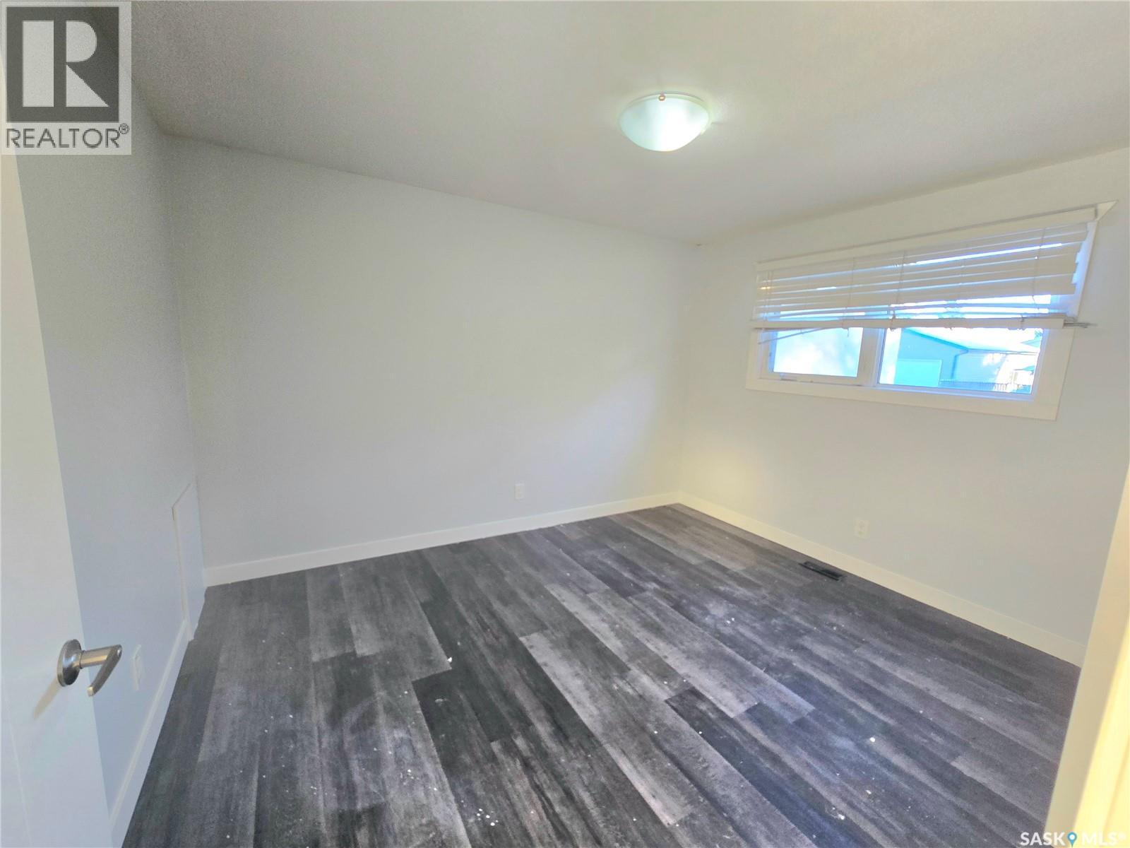 210 Western Crescent, Saskatoon, Saskatchewan  S7H 4J6 - Photo 9 - SK029072