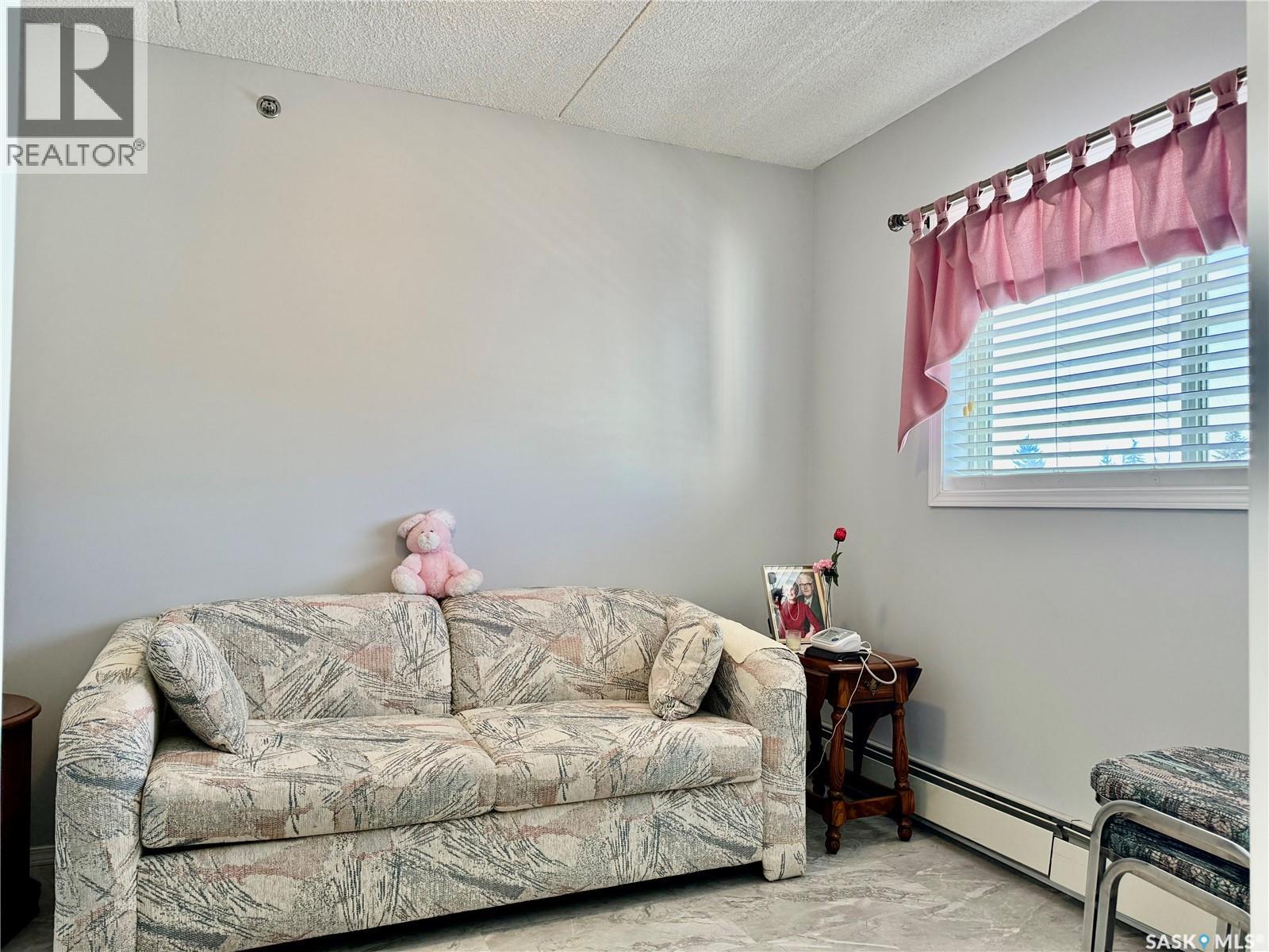 302 740 9th Street, Humboldt, Saskatchewan  S0K 2A0 - Photo 11 - SK029070