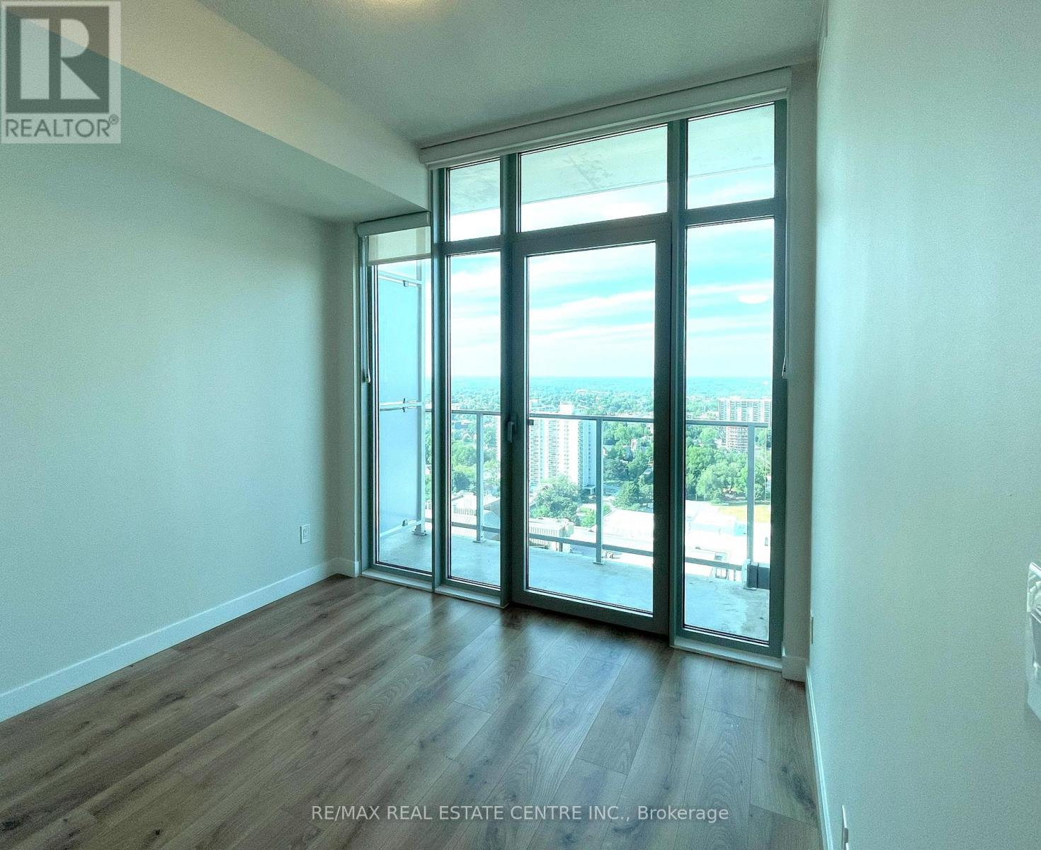 2805 - 60 Frederick Street, Kitchener, Ontario  N2H 0C7 - Photo 3 - X12814844