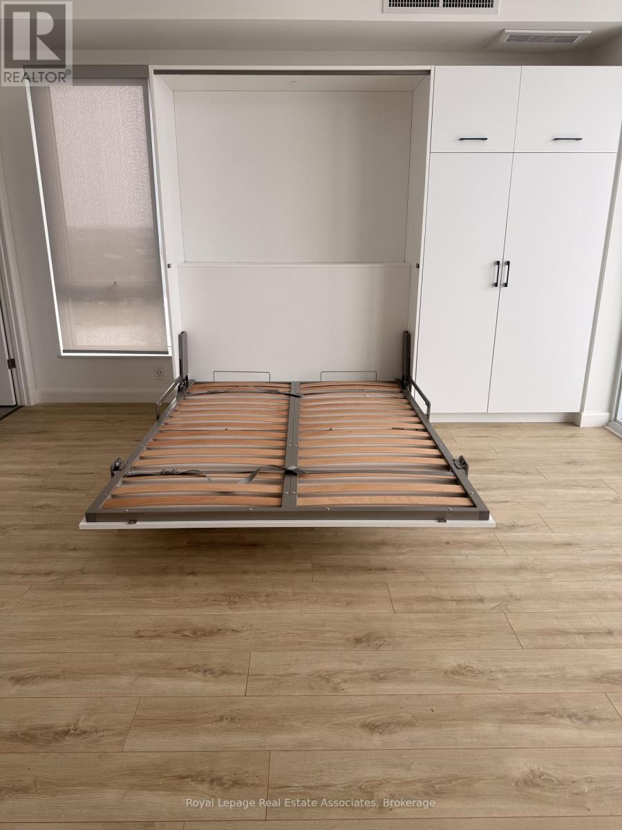 713 - 741 King Street, Kitchener, Ontario  N2G 1E9 - Photo 12 - X12814918