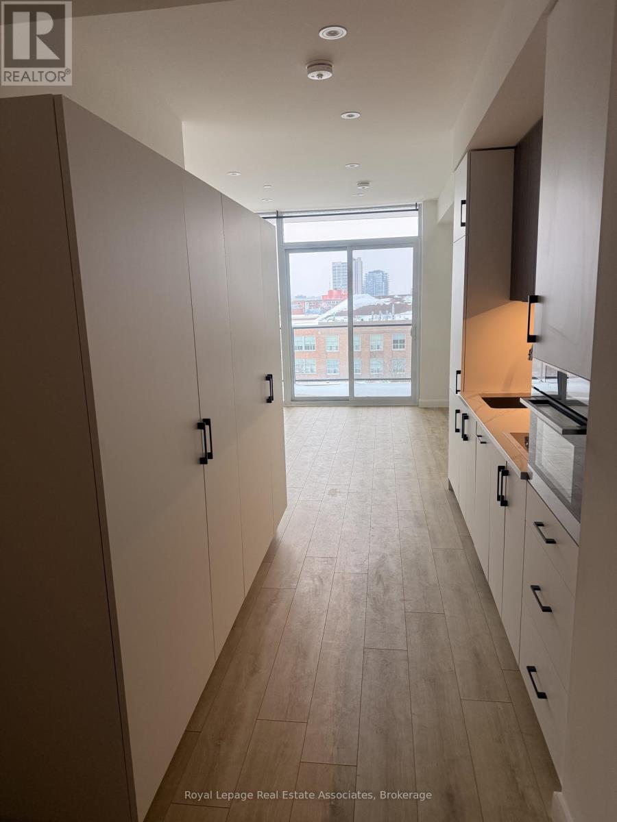 713 - 741 King Street, Kitchener, Ontario  N2G 1E9 - Photo 3 - X12814918