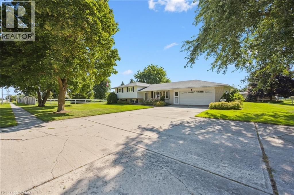 27 PEEL ST E, Alma, Ontario