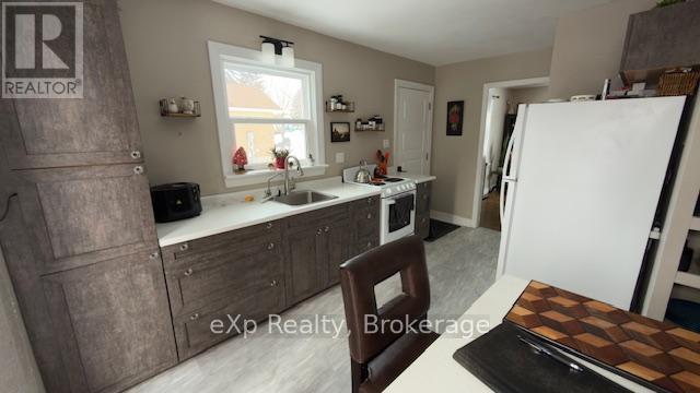 1043 9 Highway, South Bruce, Ontario  N0G 2J0 - Photo 6 - X12814984