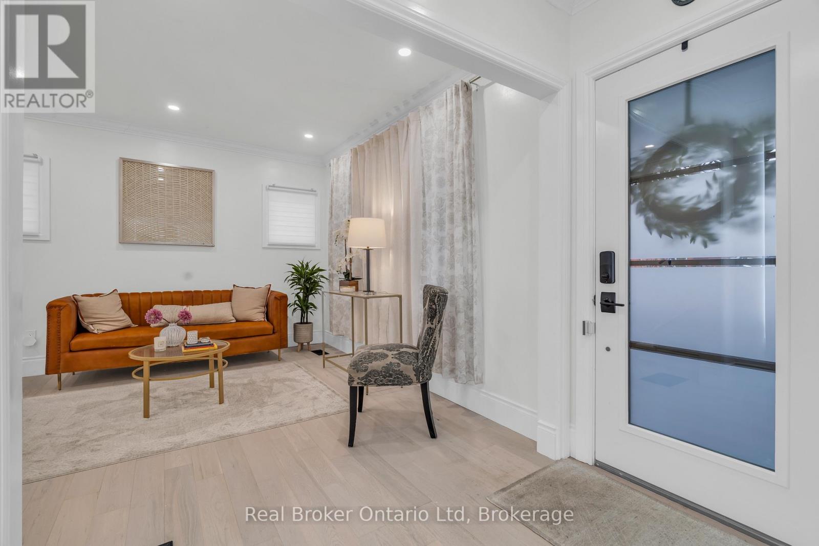 445 Moore Street, Cambridge, Ontario  N3H 3B1 - Photo 4 - X12815108