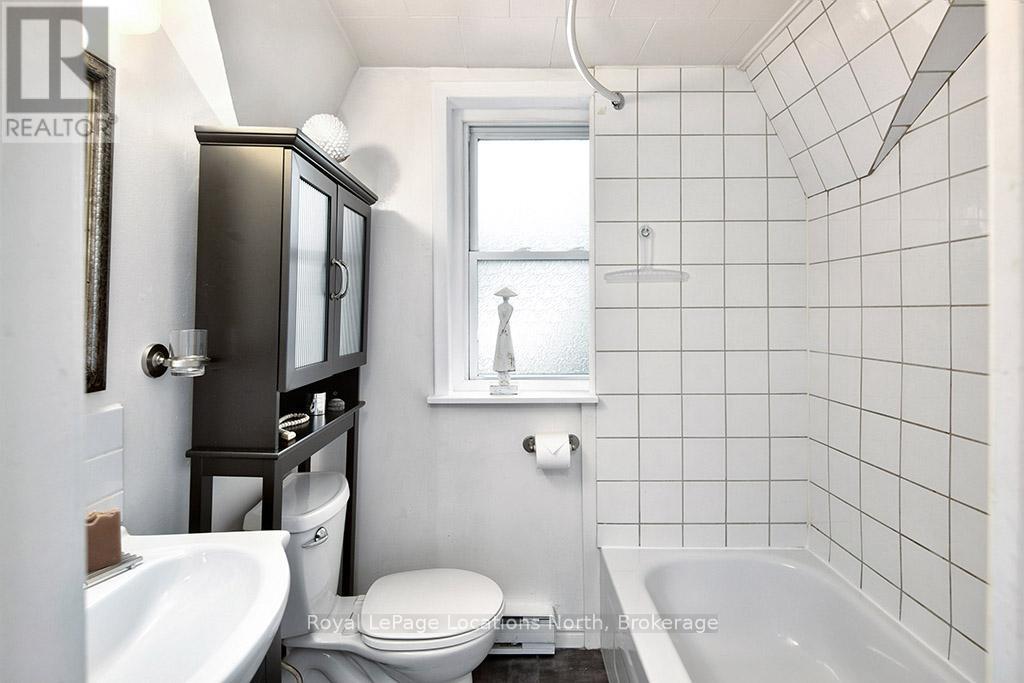 2 - 15 Parker Street W, Meaford, Ontario  N4L 1P2 - Photo 14 - X12815132